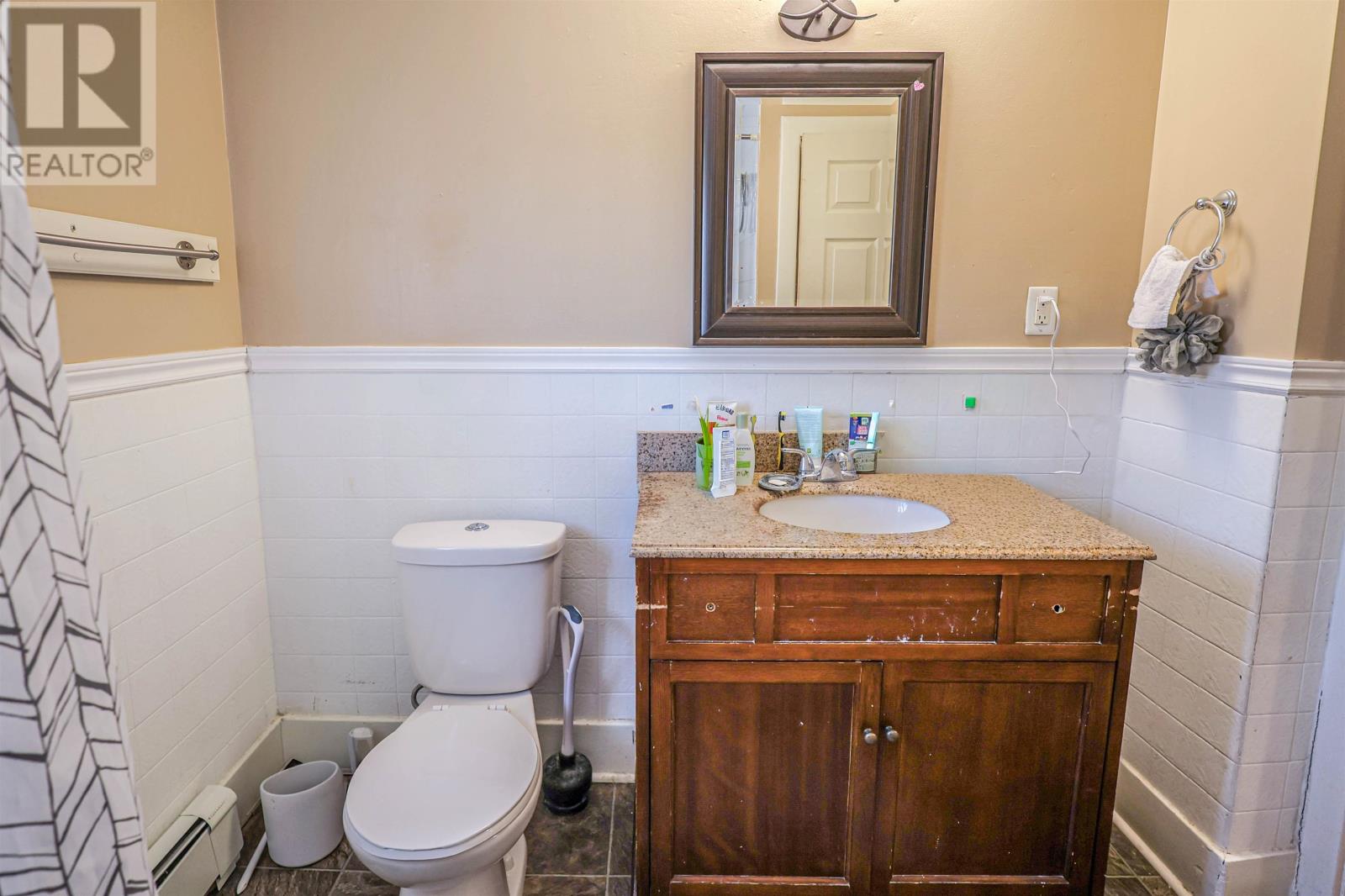 72,74,76 Parkview Drive - Image 16