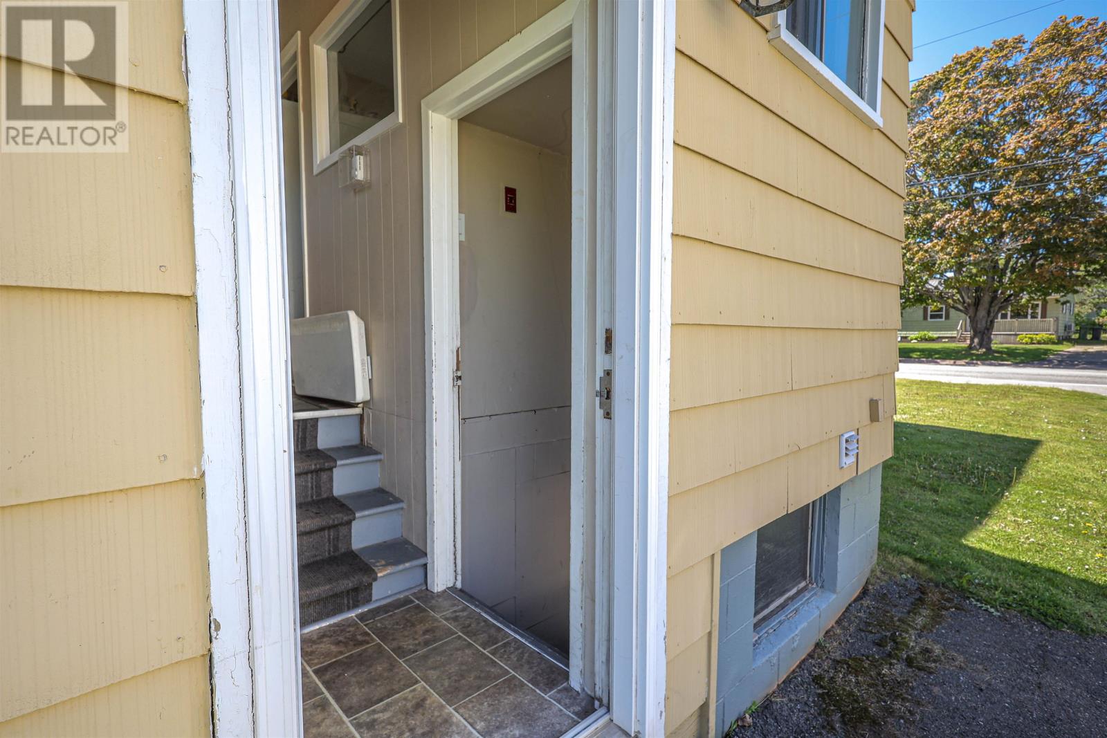 72,74,76 Parkview Drive - Image 26