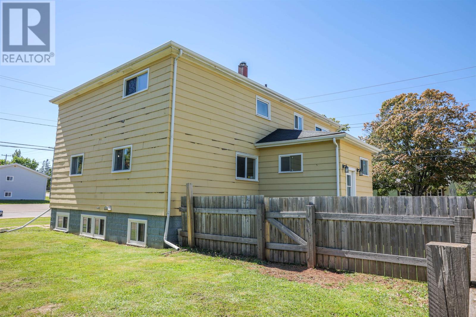 72,74,76 Parkview Drive - 32
