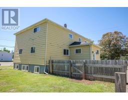 72,74,76 Parkview Drive, Charlottetown, PE C1A2E2 Photo 32