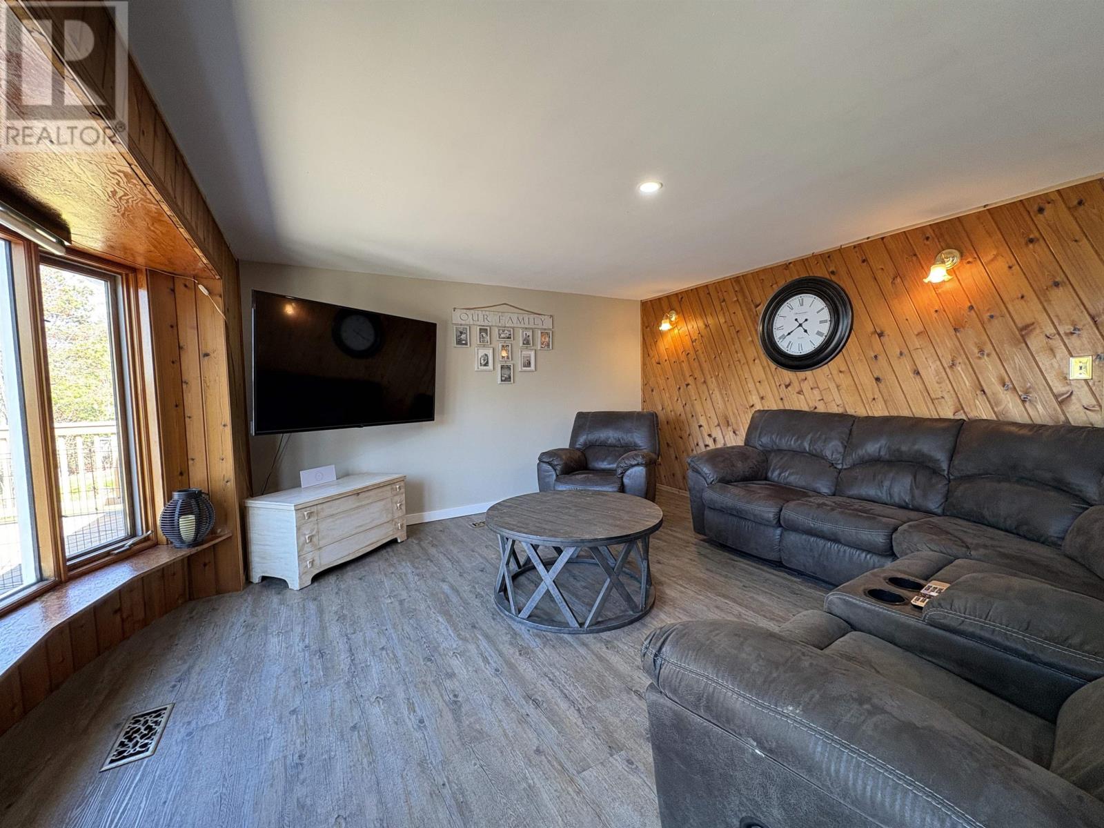 150 Boucher RD - 14