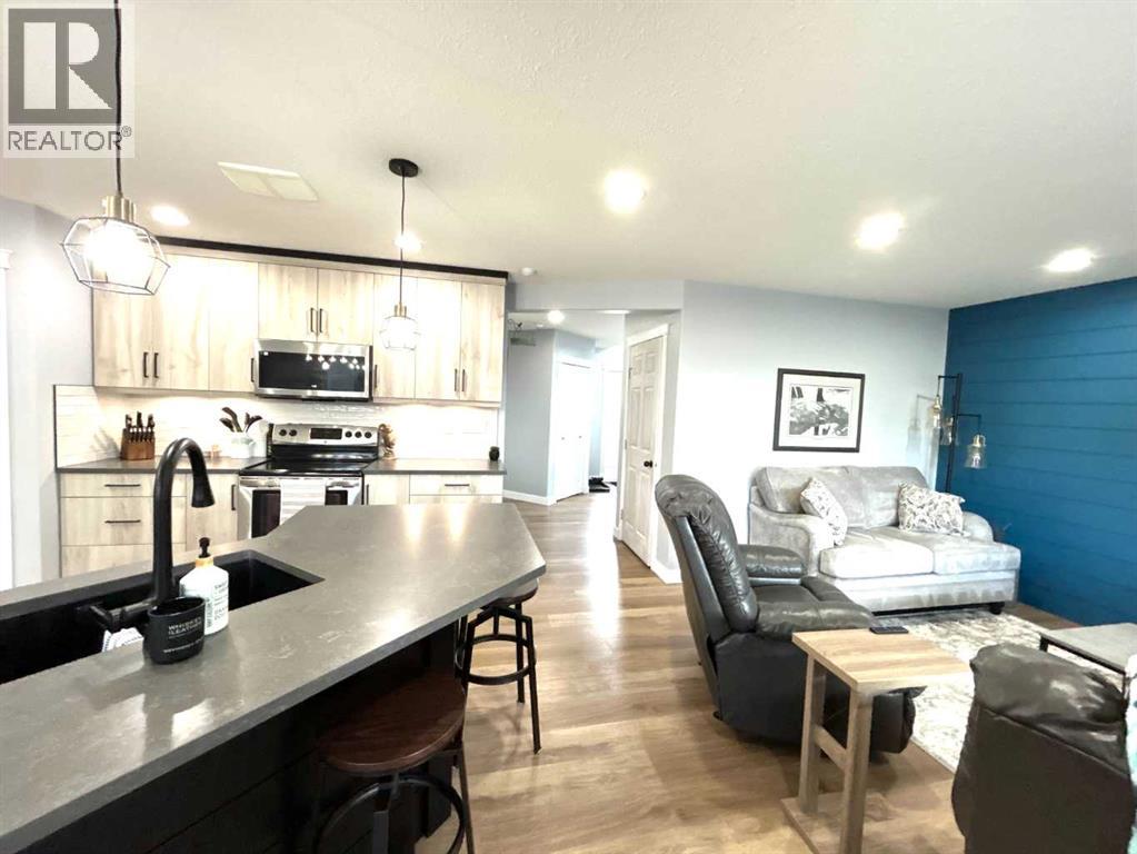938 Manor Place SE - 17