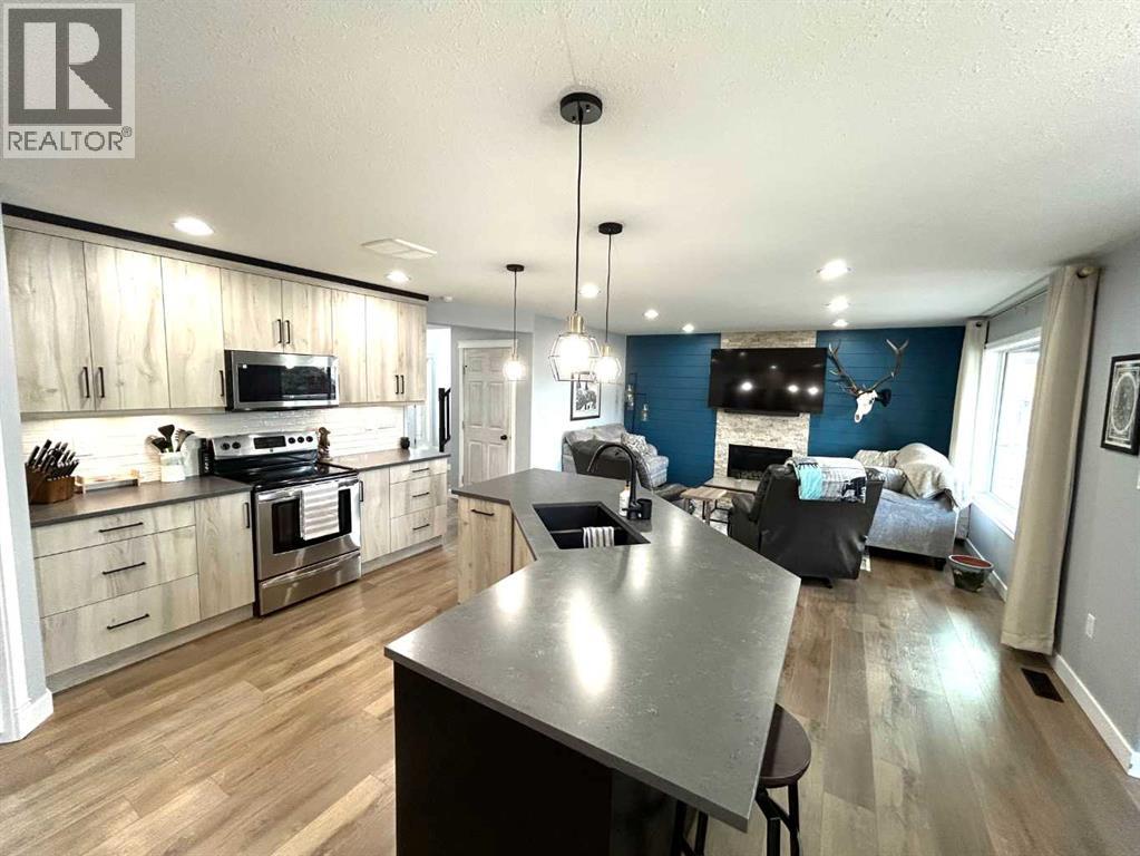 938 Manor Place SE - 10