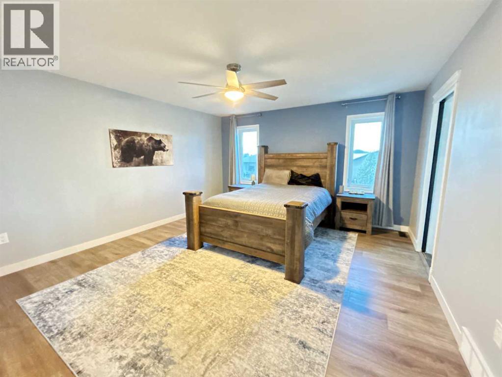 938 Manor Place SE - 24