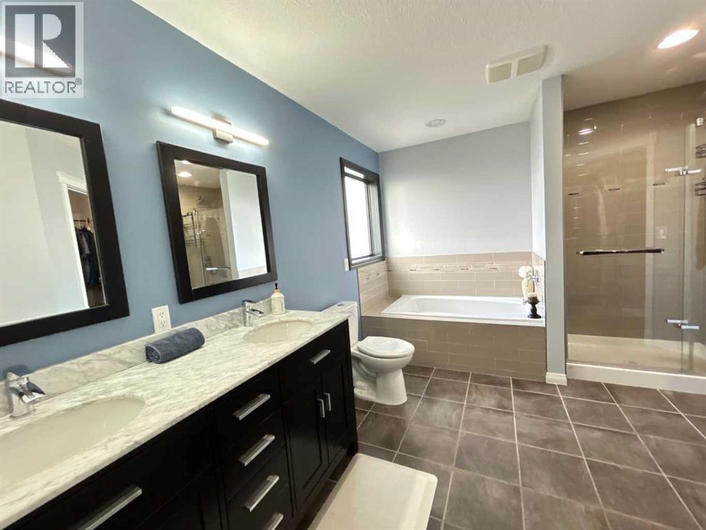 938 Manor Place SE - 30