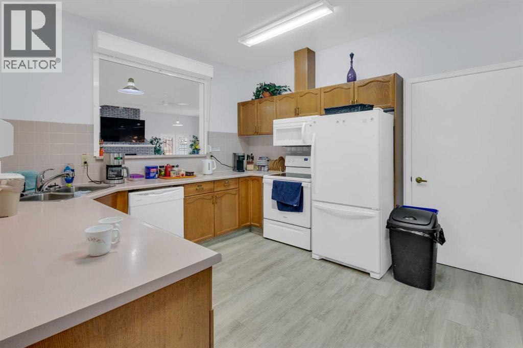 2831 Dovely Park SE - 24