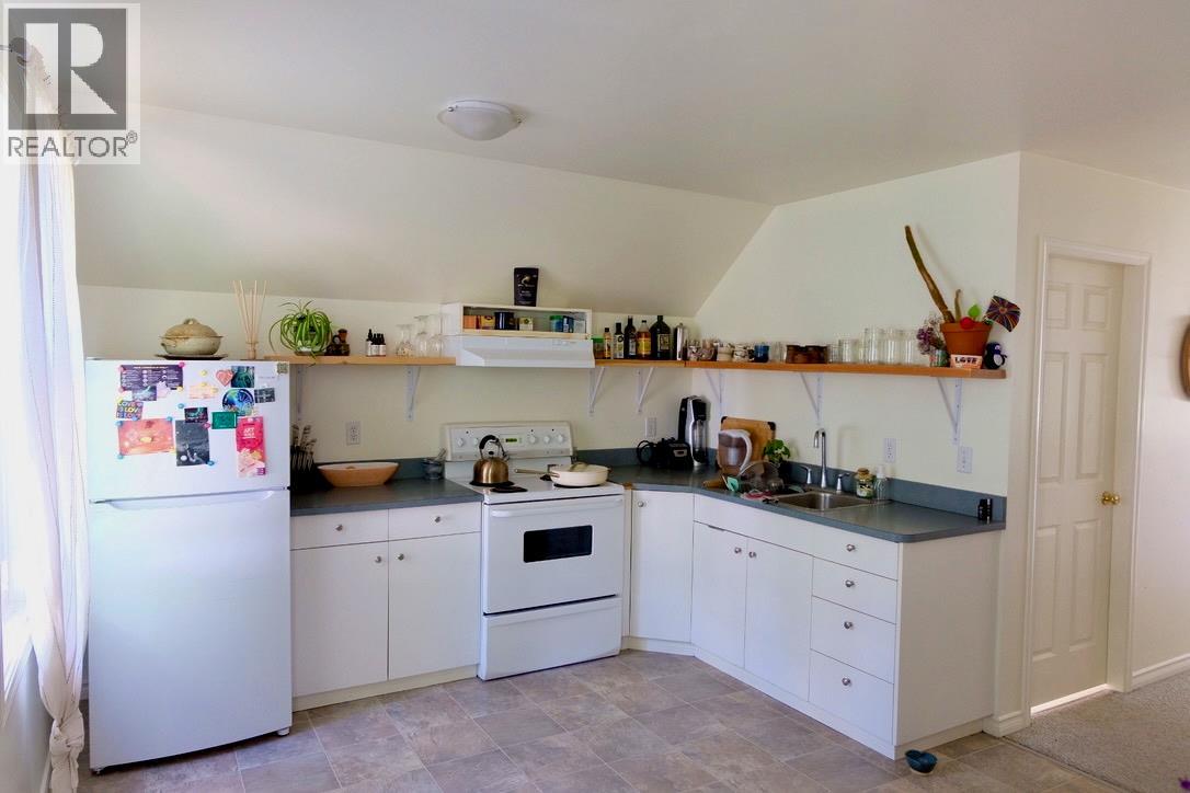 824 SILICA Street - 59