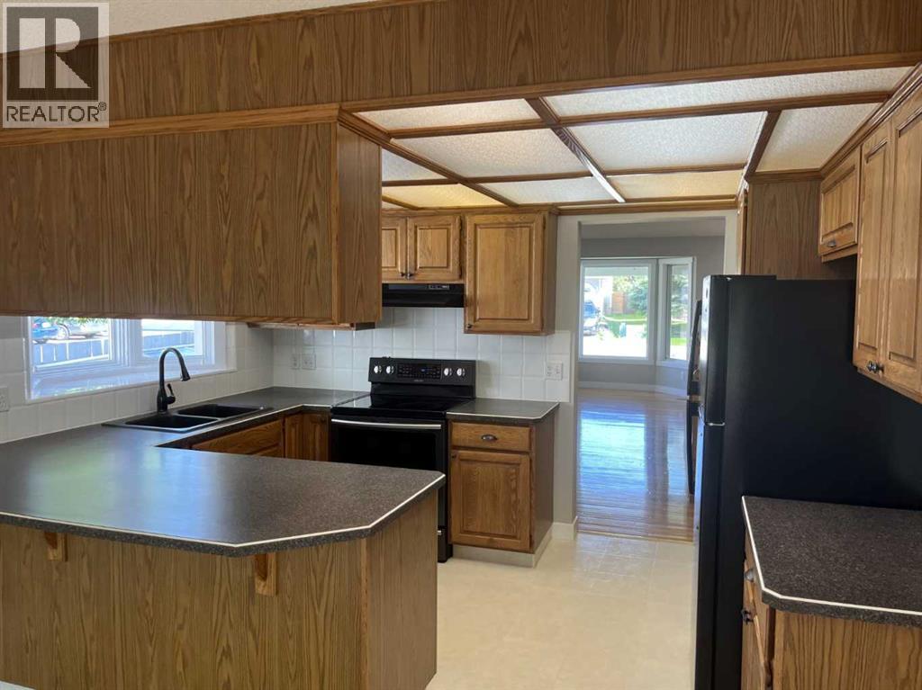308 Downey Place - 12