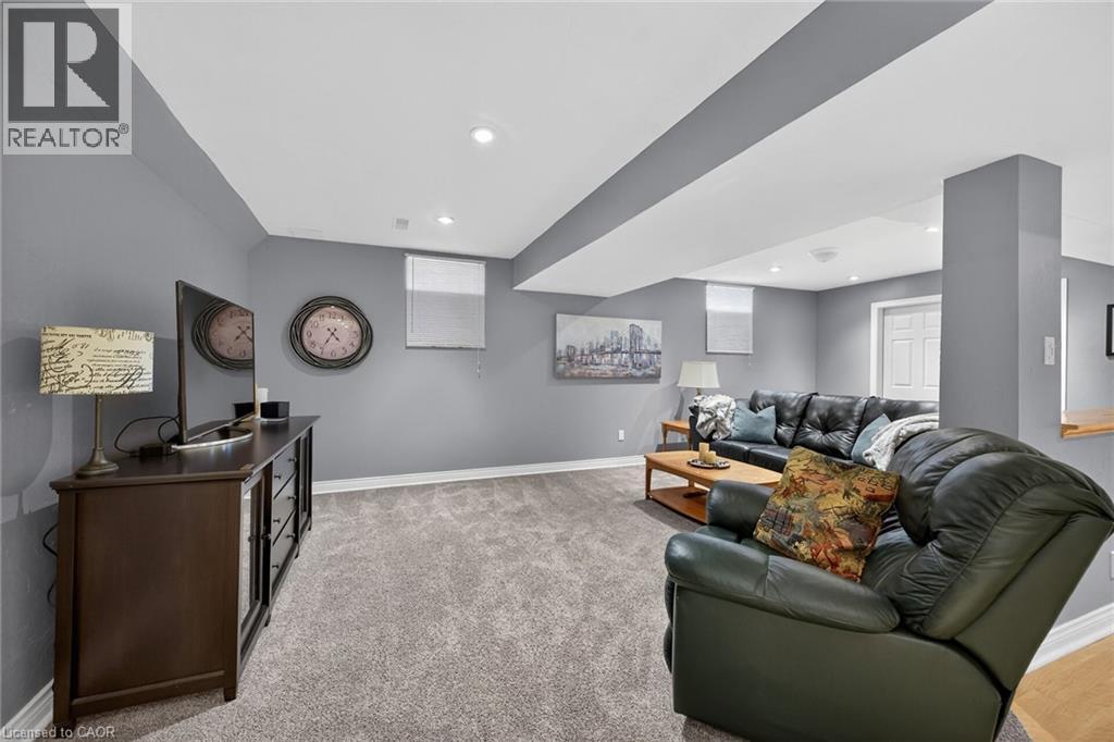 32 SYMPHONY Place - Image 33