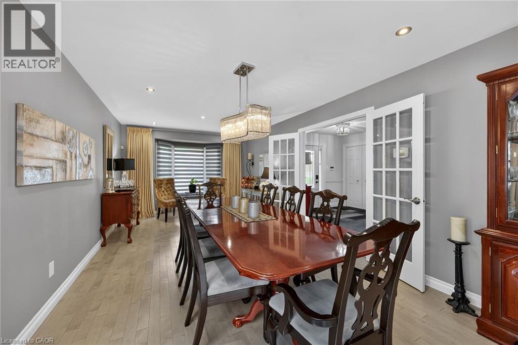 32 SYMPHONY Place - Image 7