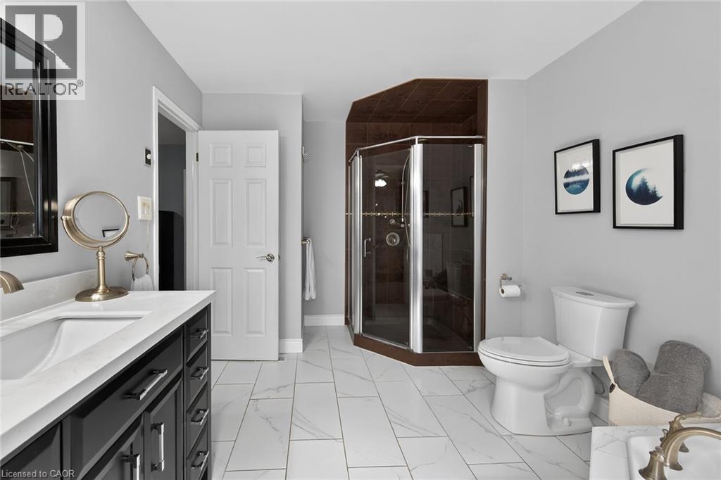 32 SYMPHONY Place - Image 24