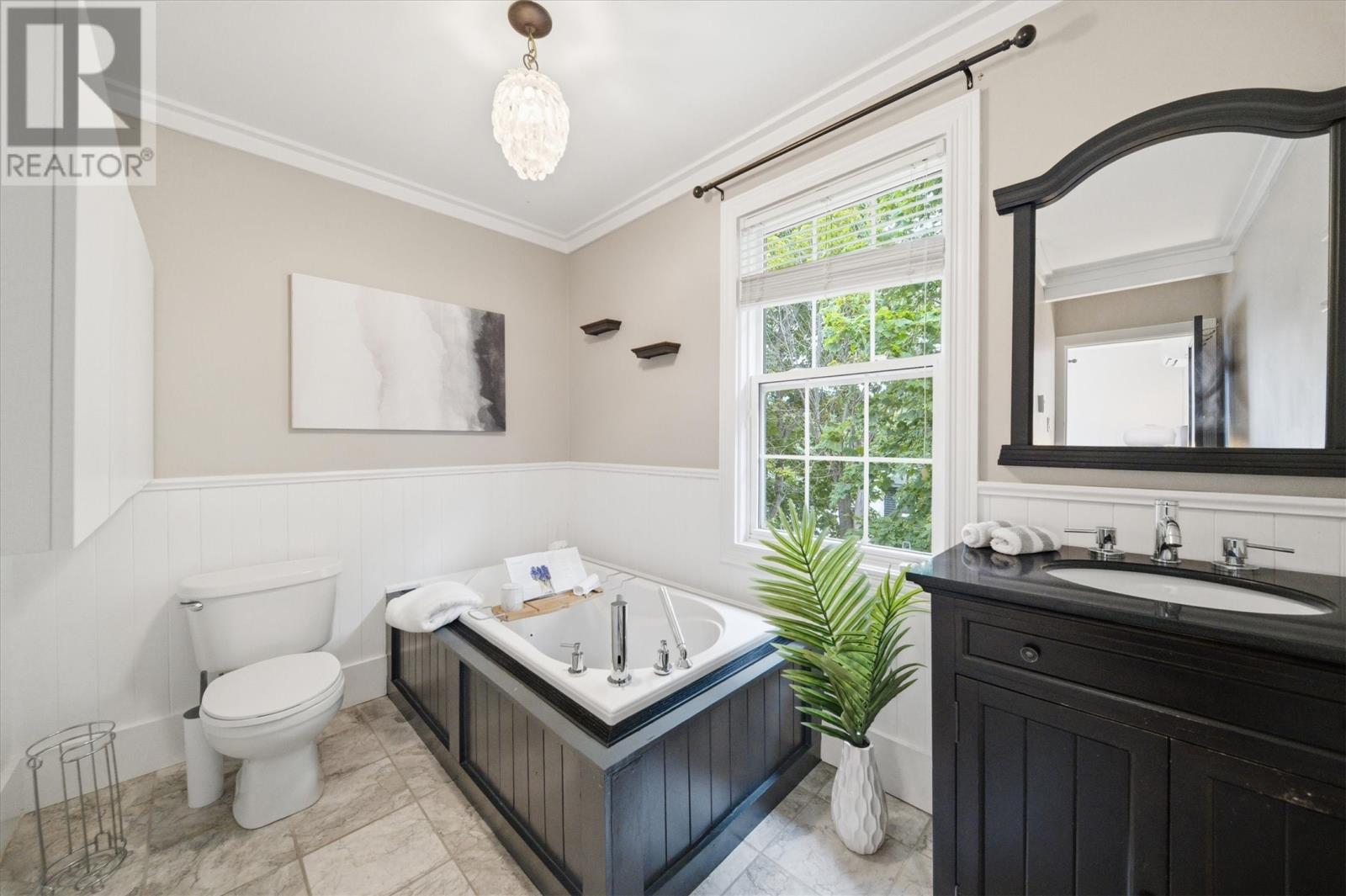 81 Cornwall Avenue thumbnail 17
