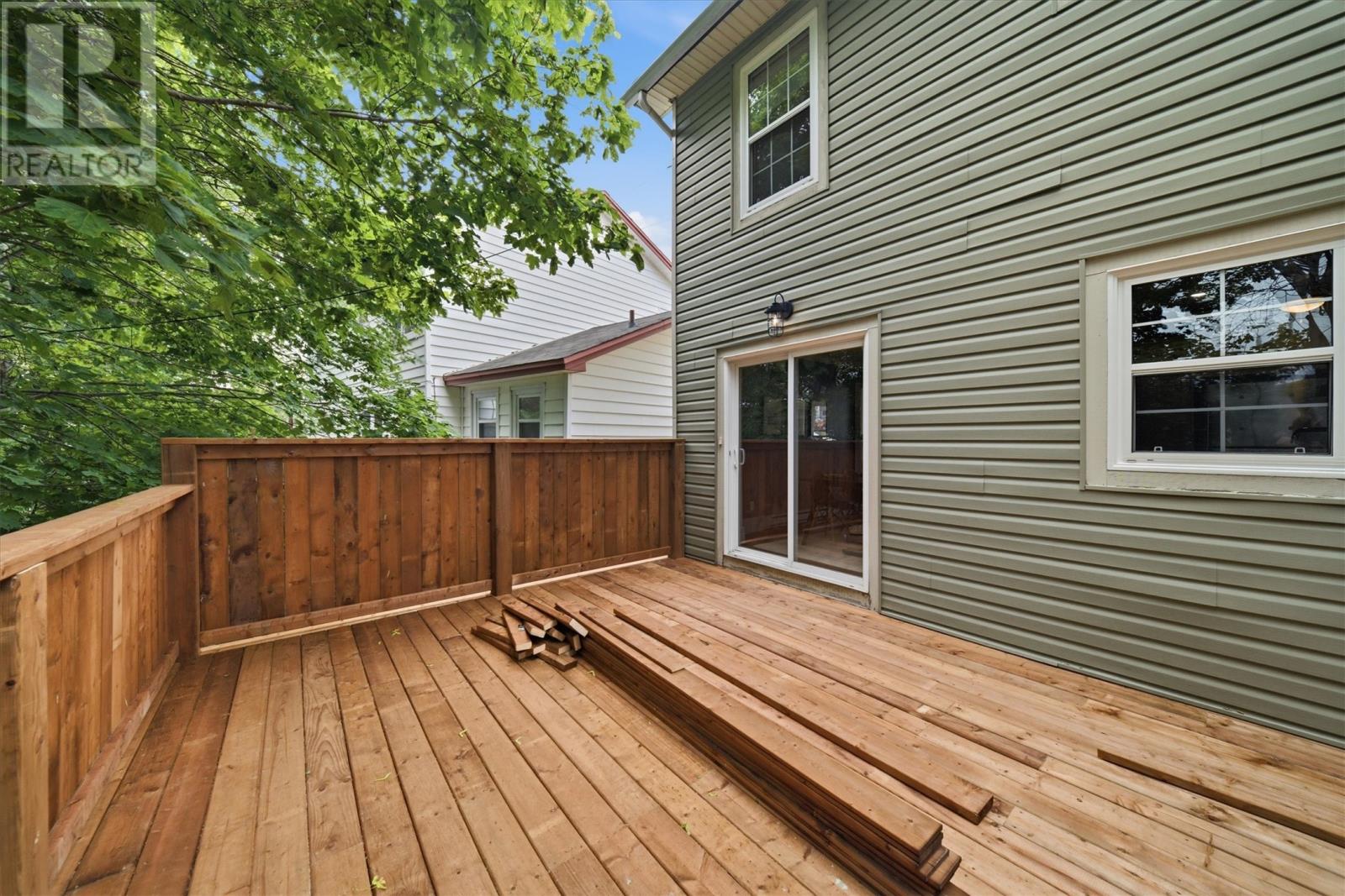 81 Cornwall Avenue thumbnail 25