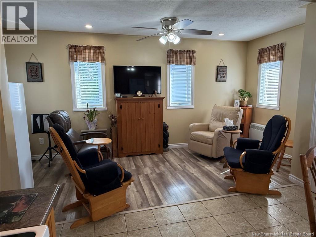 466 Main Street - 11