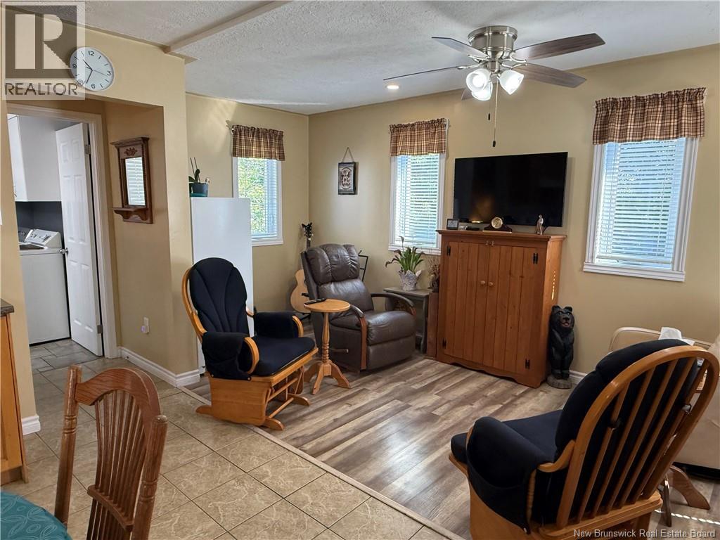 466 Main Street - 13