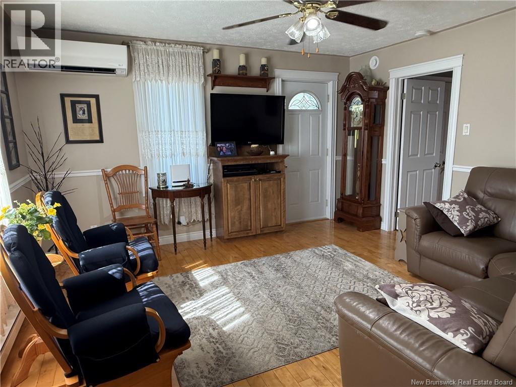 466 Main Street - 14