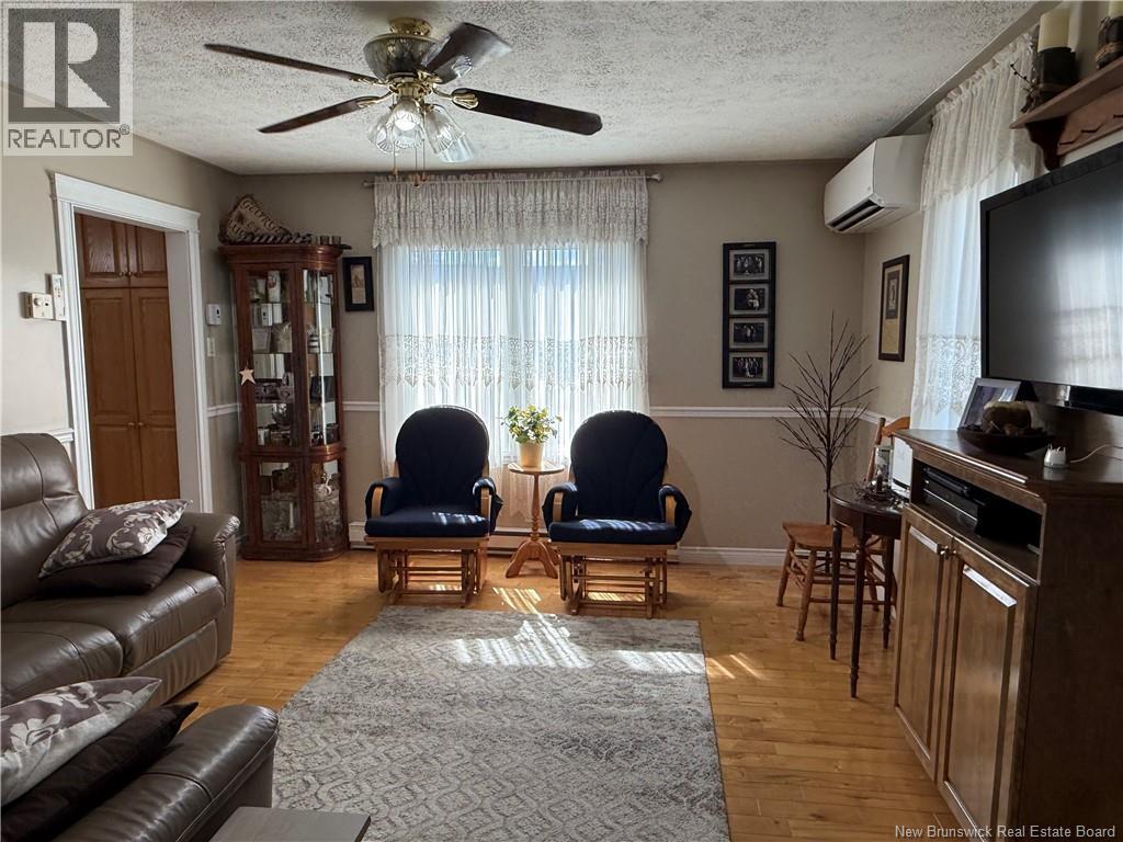 466 Main Street - 15