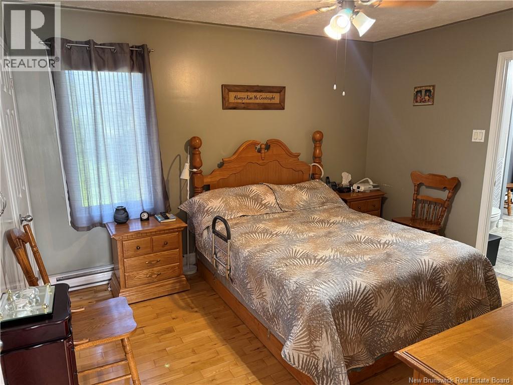 466 Main Street - 17