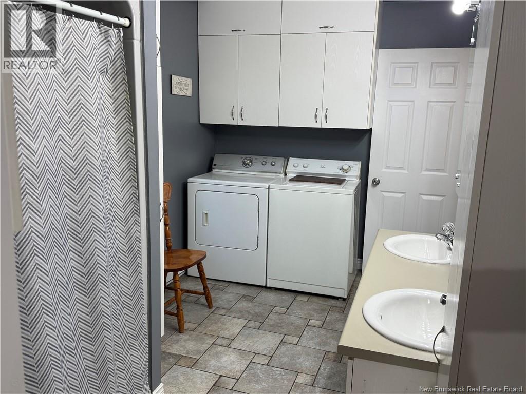 466 Main Street - 19