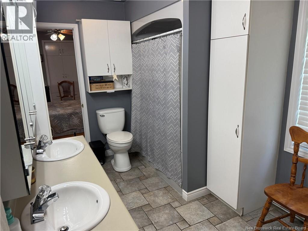 466 Main Street - 21