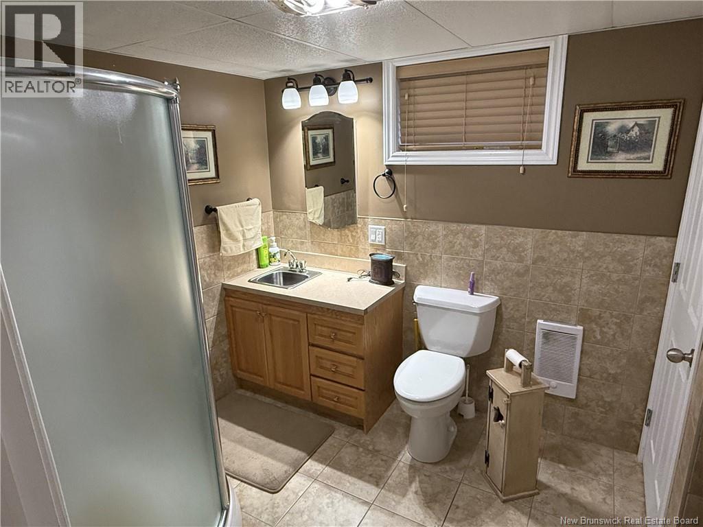 466 Main Street - 25