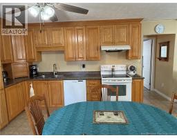 Kitchen - 466 Main Street, Grand Sault/grand Falls, NB E3Z2W3 Photo 10
