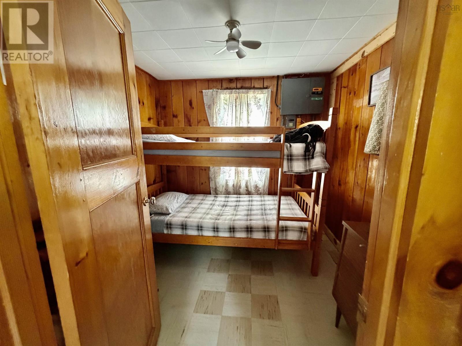 656 Milbury Lake Road - 19