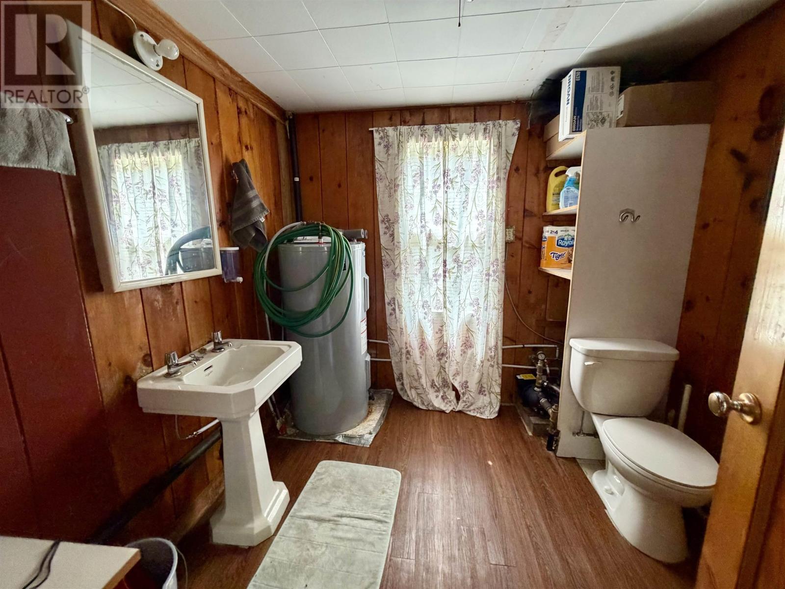 656 Milbury Lake Road - 21