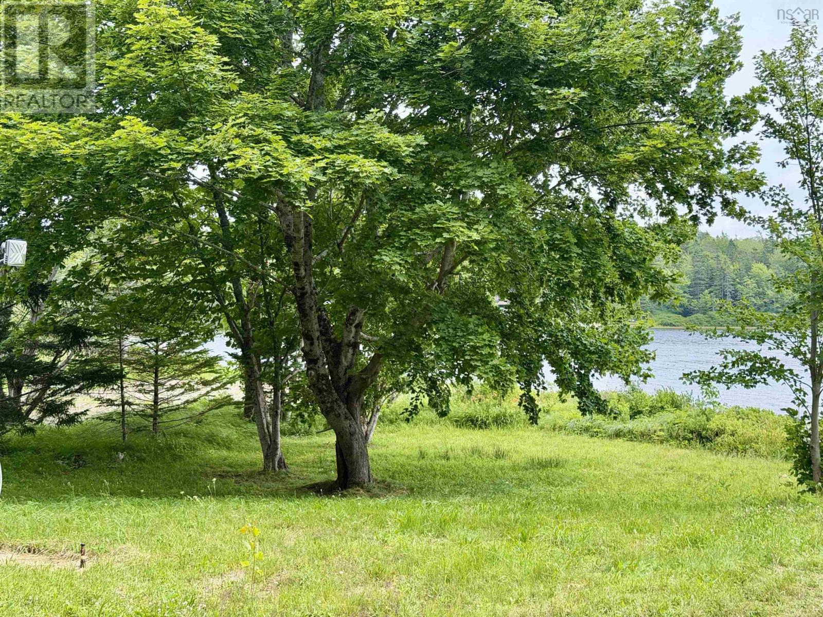 656 Milbury Lake Road - 28