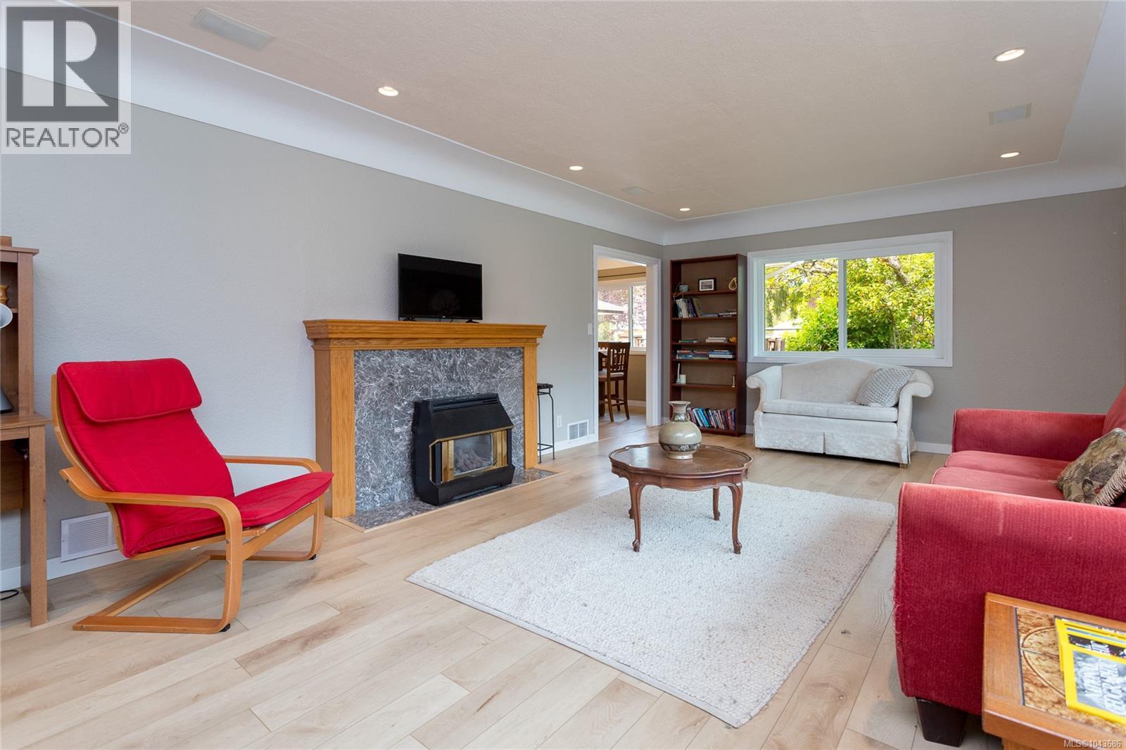 3830 Palo Alto St - 10