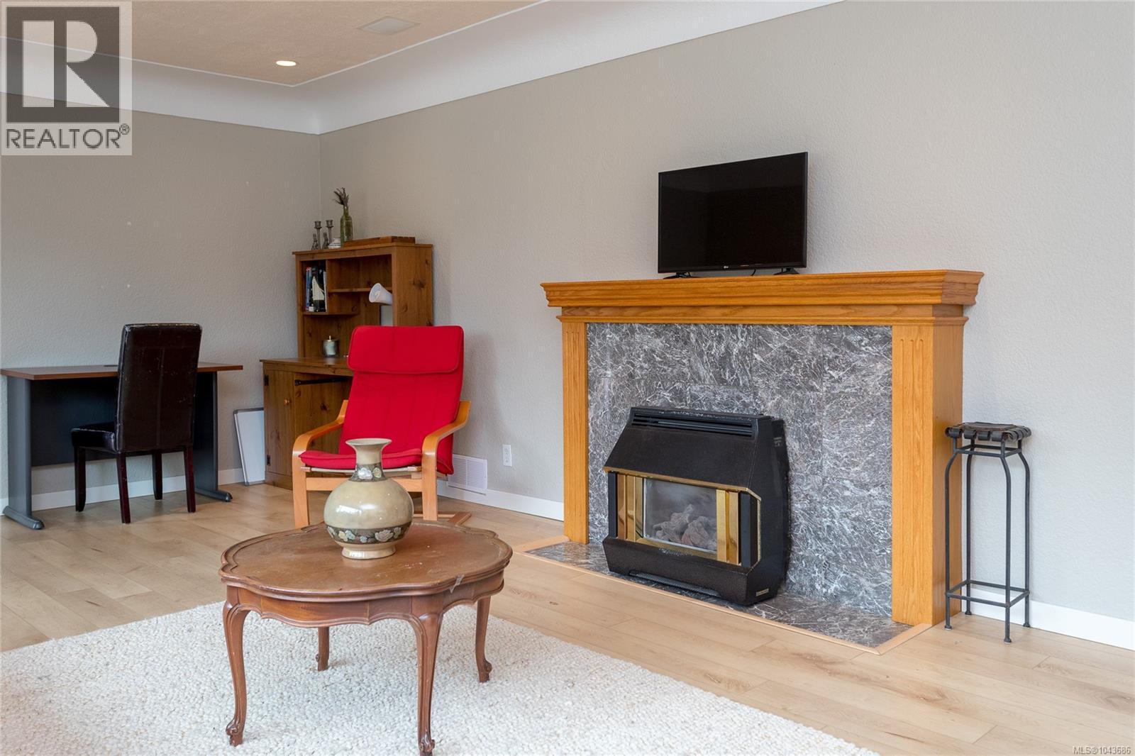 3830 Palo Alto St - 13