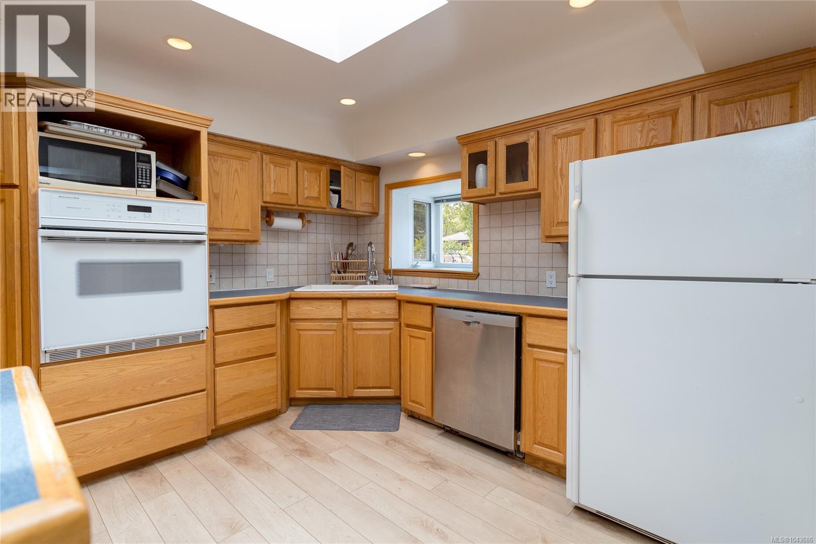 3830 Palo Alto St - 17