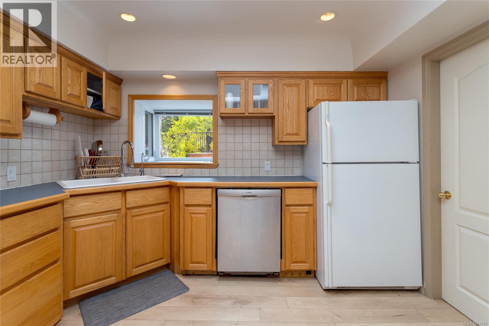 3830 Palo Alto St - 18