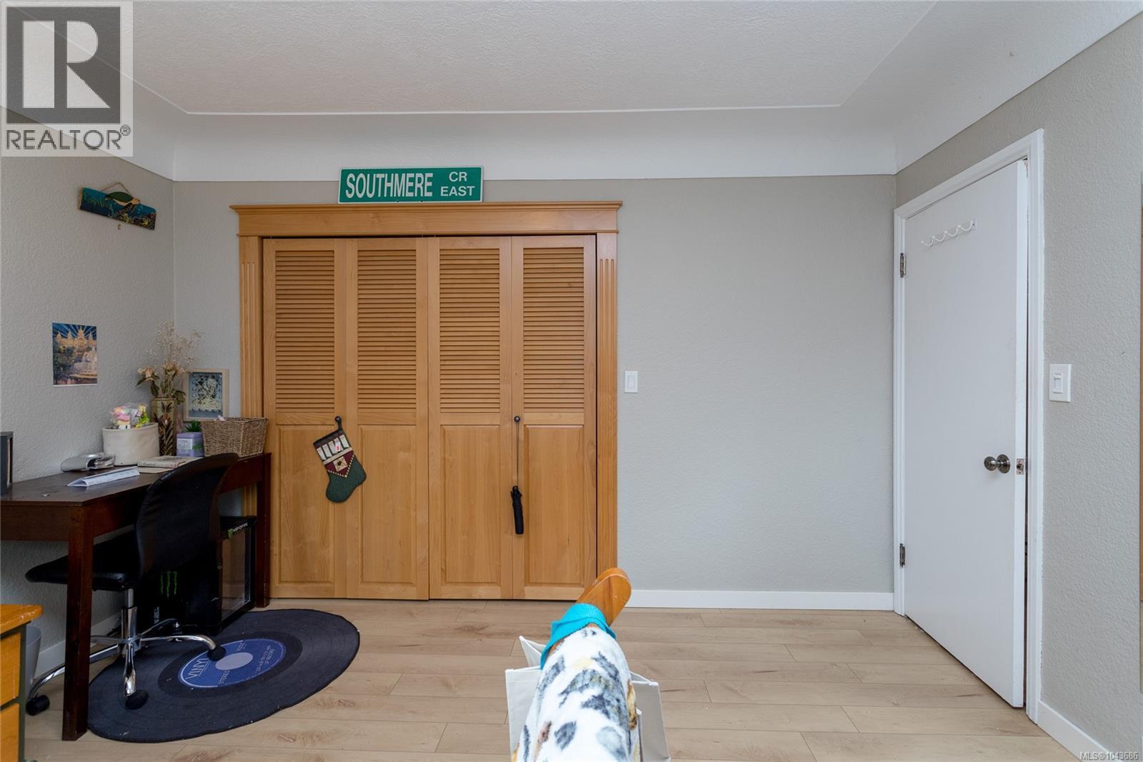 3830 Palo Alto St - 22