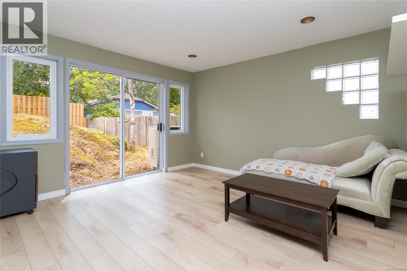 3830 Palo Alto St - 26