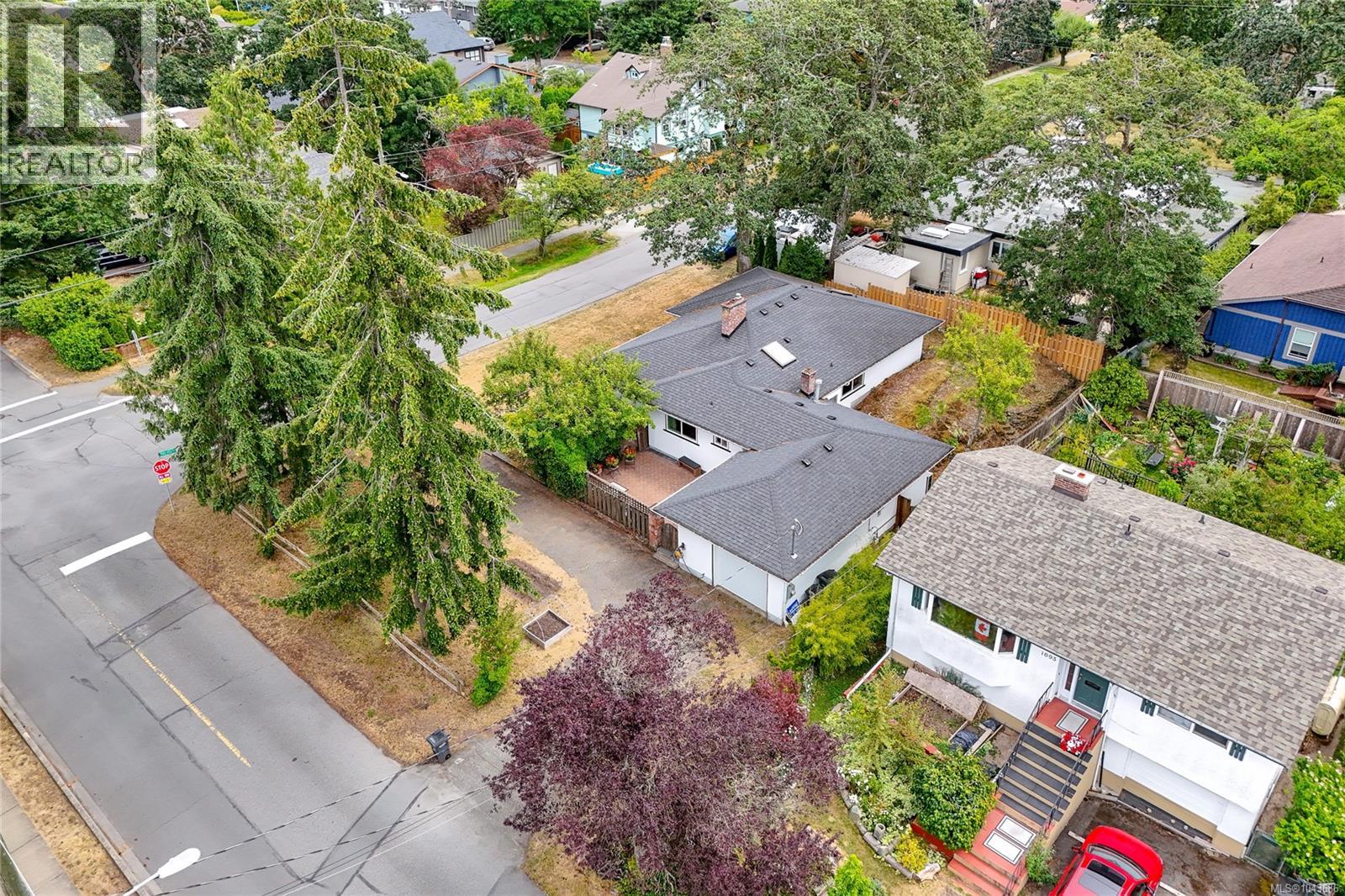 3830 Palo Alto St - 34