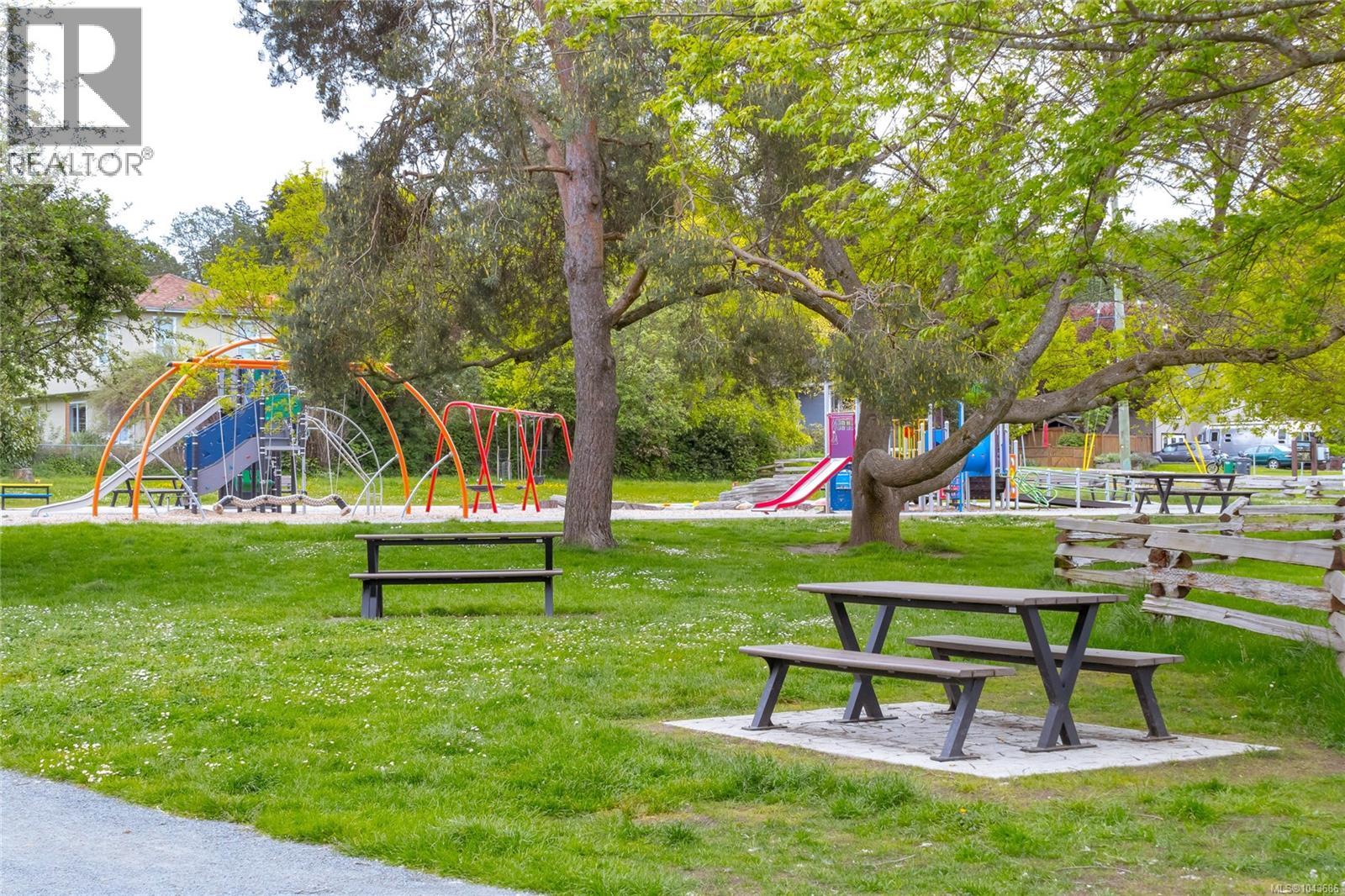 3830 Palo Alto St - 36