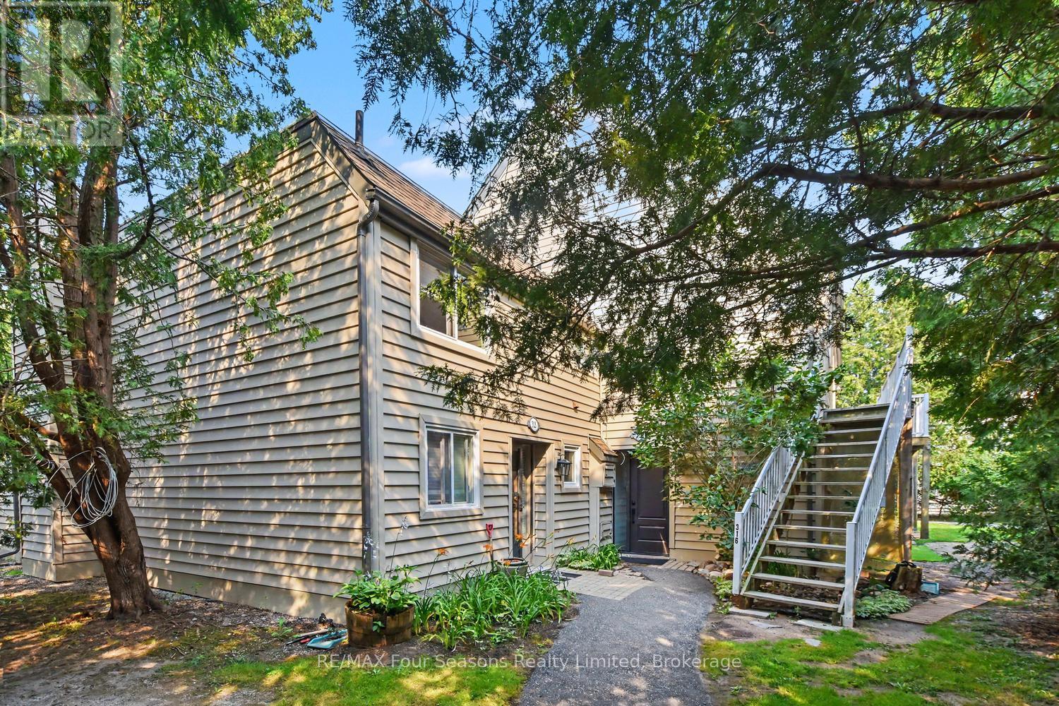 #314 5 DAWSON DRIVE - 1