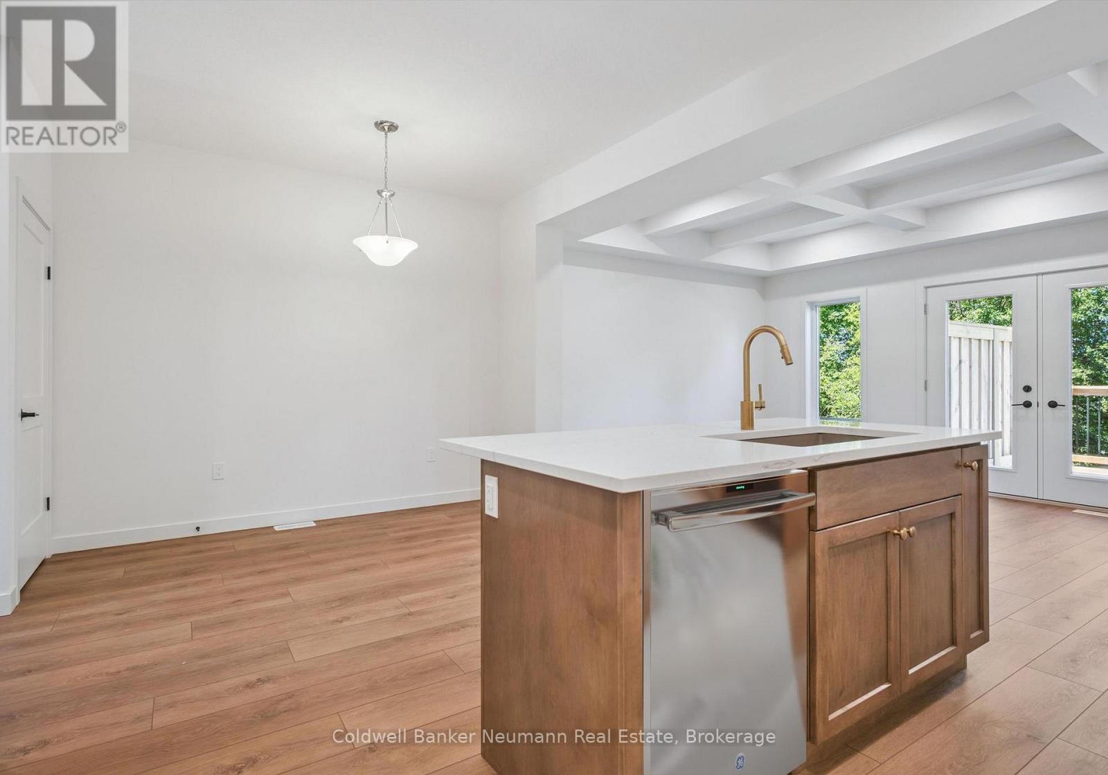 16 FIELDSTONE LANE - Image 7