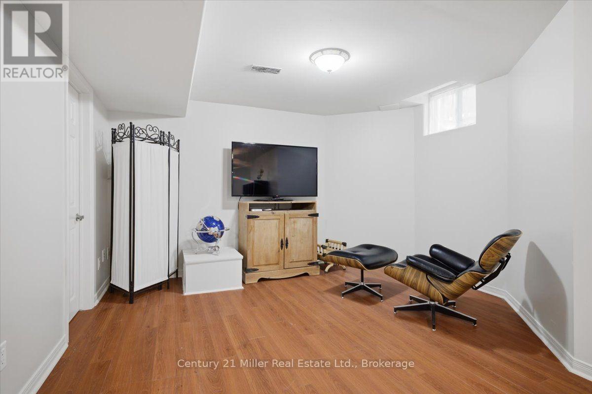 1699 NORRIS CIRCLE - 33