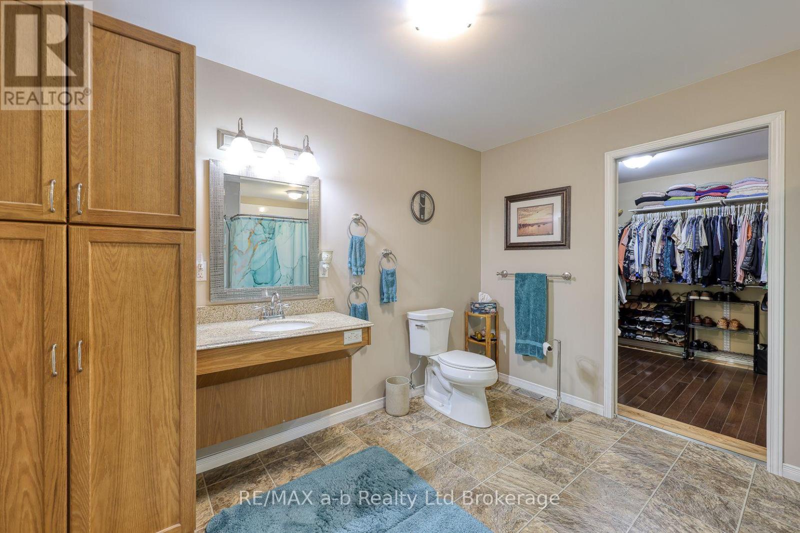 11 CORNISH CRESCENT - 15