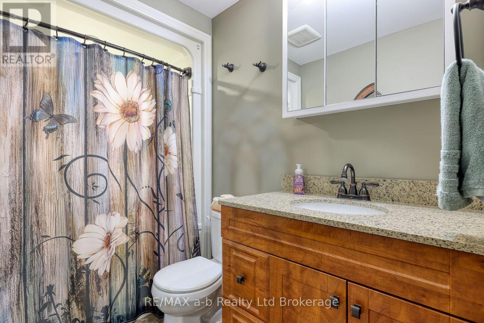 11 CORNISH CRESCENT - 30