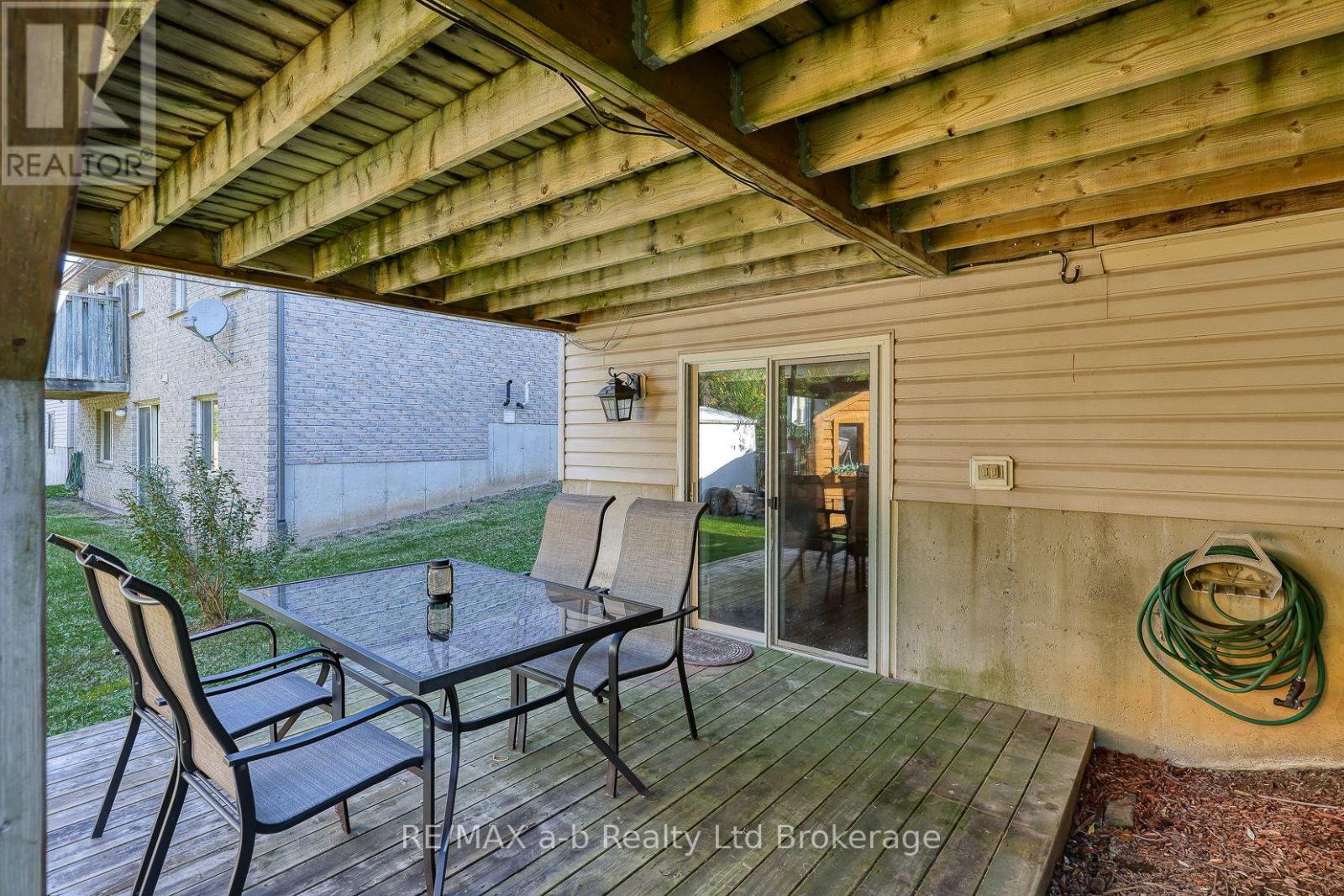 11 CORNISH CRESCENT - 31