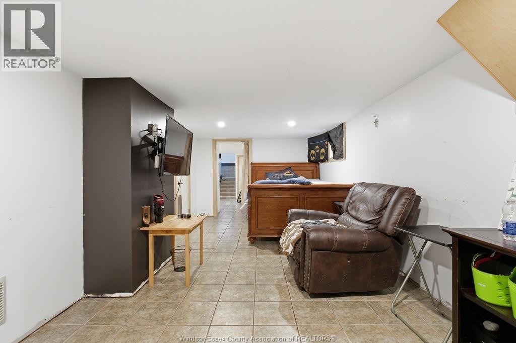 617 TALBOT TRAIL - 24