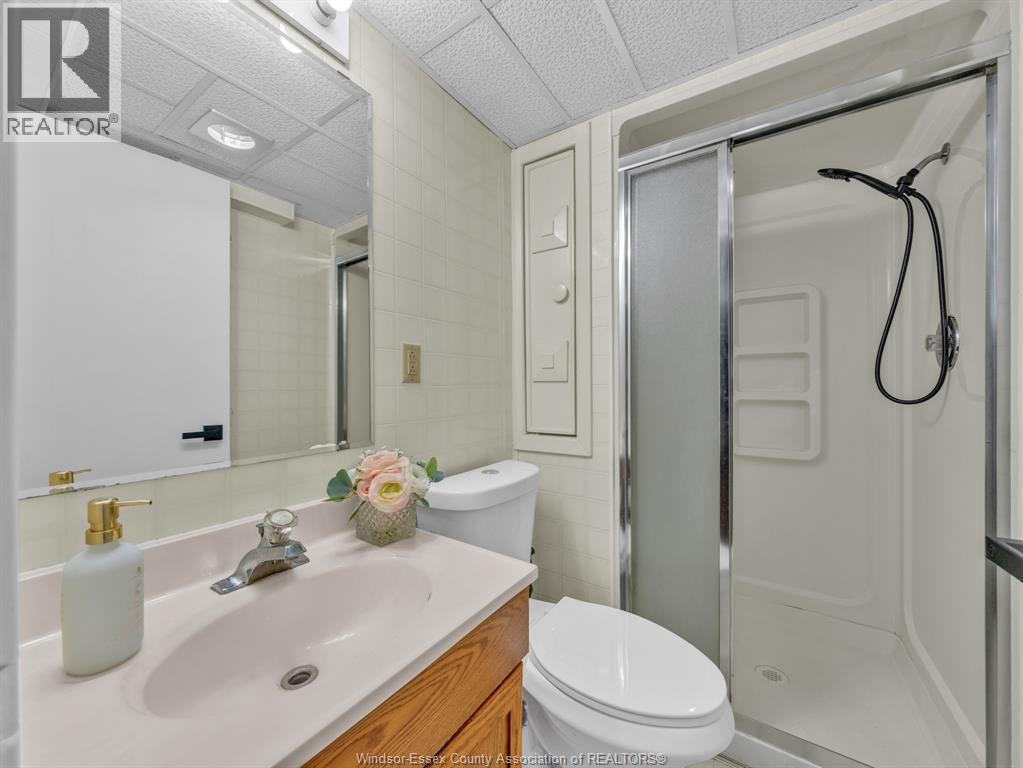 2551 Todd LANE - 25