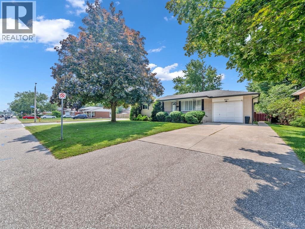 2551 Todd LANE - 40