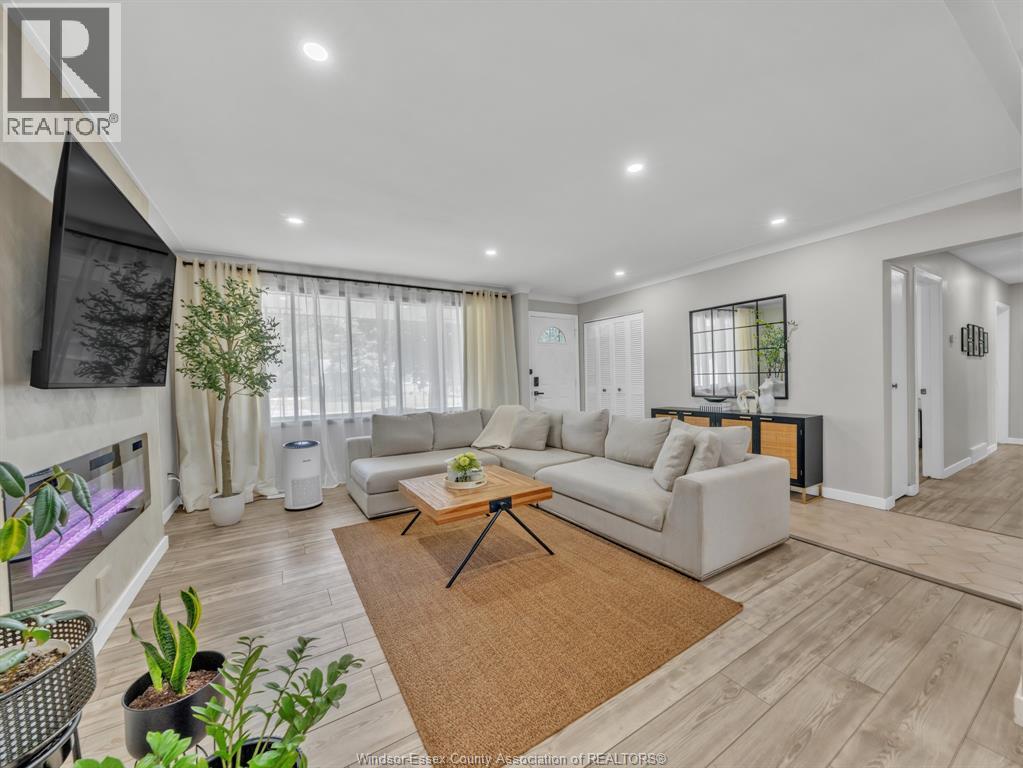 2551 Todd LANE - 6