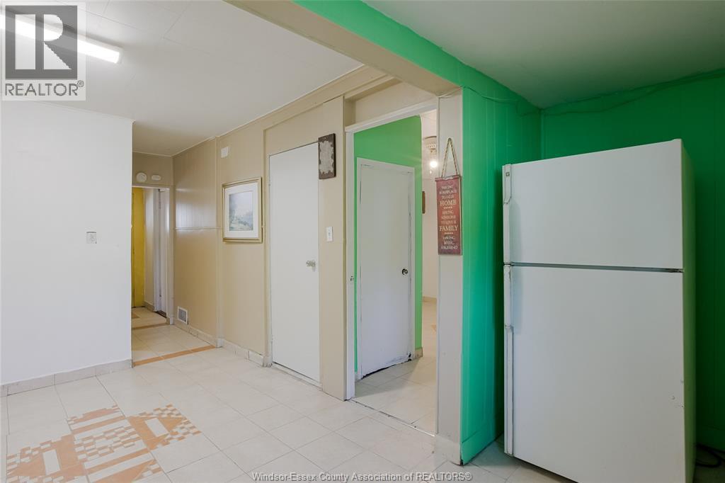 361 JOSEPHINE - 12