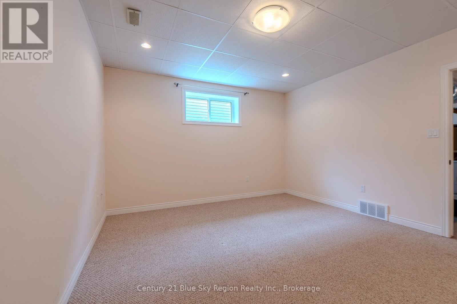 304 OSPREY CRESCENT - 27