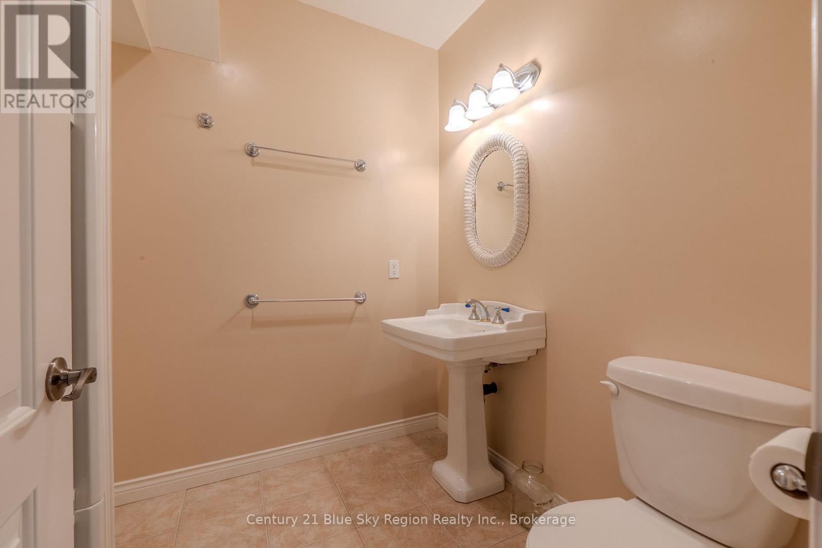 304 OSPREY CRESCENT - 28
